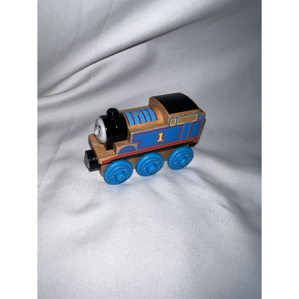 Thomas Friends Train Wooden Railway 2012 Fisher Price Exposed Wood FHM16 - Picture 2 of 4